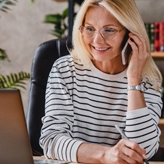 Woman talking on the phone