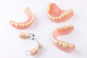 Different types of dentures