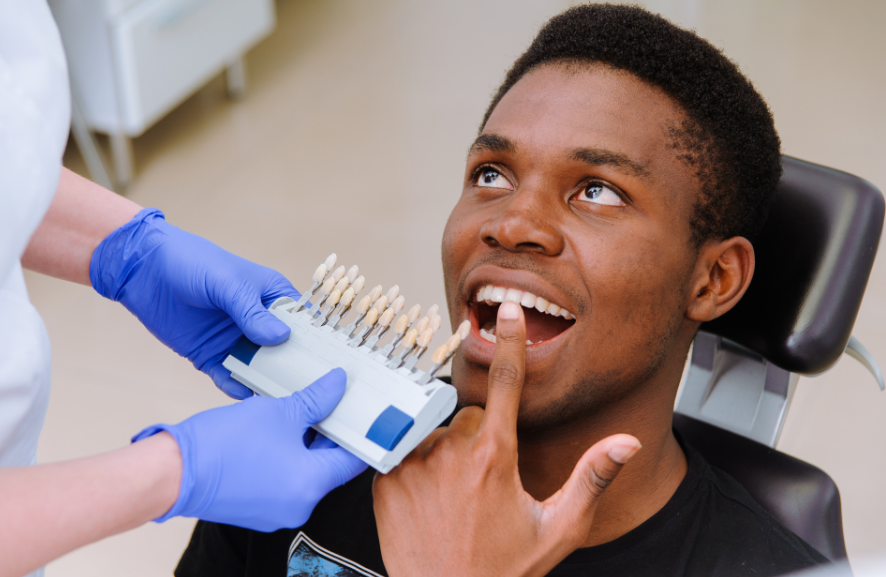 Man getting veneers