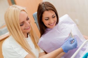 woman at veneer consultation